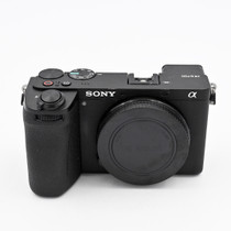 USED SONY A6700 BODY -